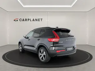 Volvo XC40 2.0 B3 MH Plus Dark