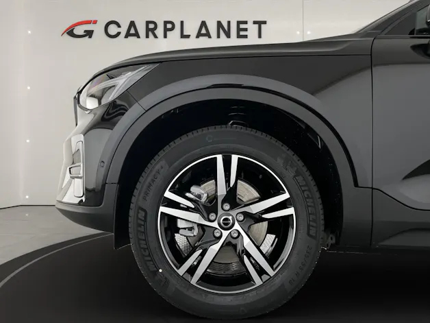 Volvo XC40 2.0 B3 MH Plus Dark
