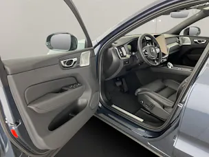 Volvo XC60 2.0 B5 MH Black Edition AWD