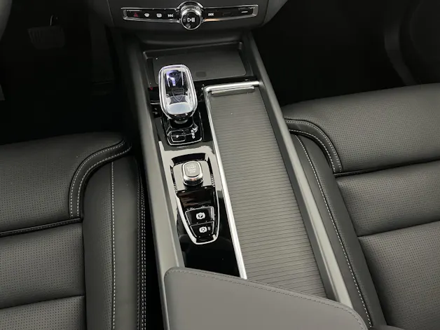Volvo XC60 2.0 B5 MH Black Edition AWD