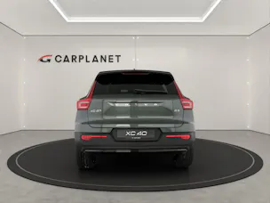 Volvo XC40 2.0 B3 MH Plus Dark