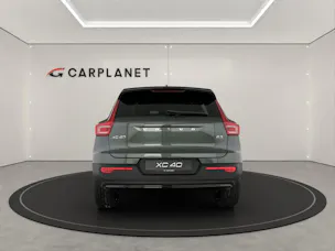 Volvo XC40 2.0 B3 MH Plus Dark