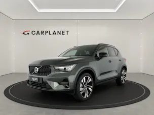 Volvo XC40 2.0 B3 MH Plus Dark
