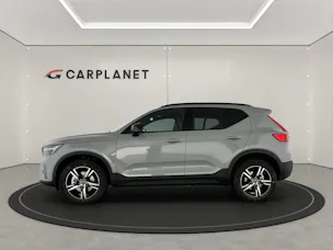 Volvo XC40 2.0 B3 MH Plus Dark