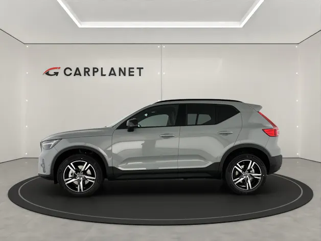 Volvo XC40 2.0 B3 MH Plus Dark