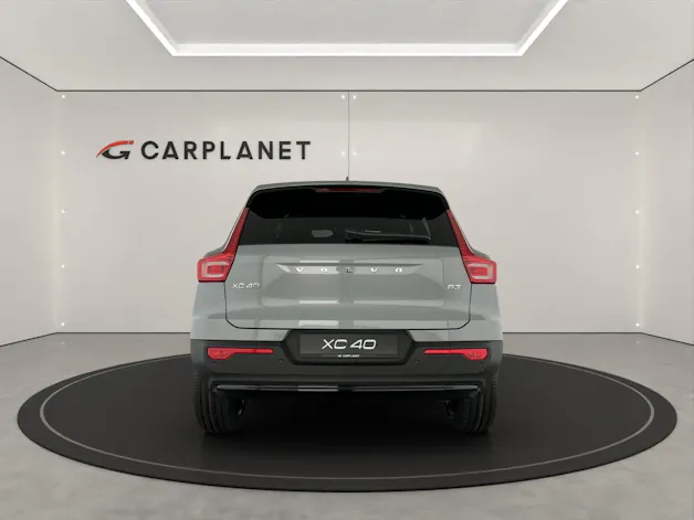 Volvo XC40 2.0 B3 MH Plus Dark