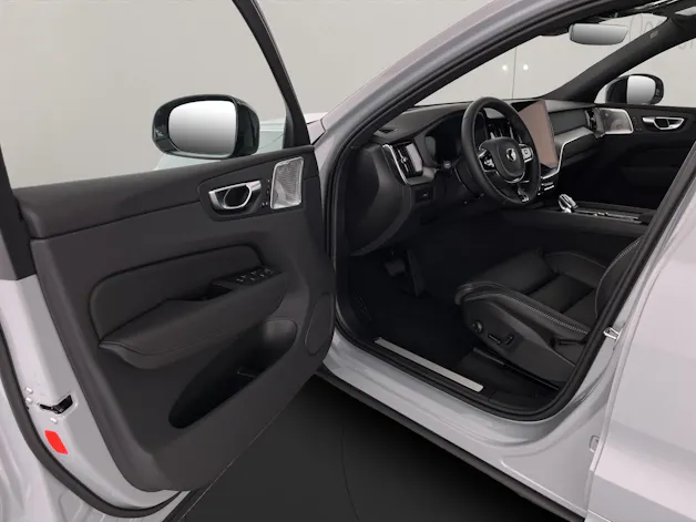 Volvo XC60 2.0 B5 MH Black Edition AWD