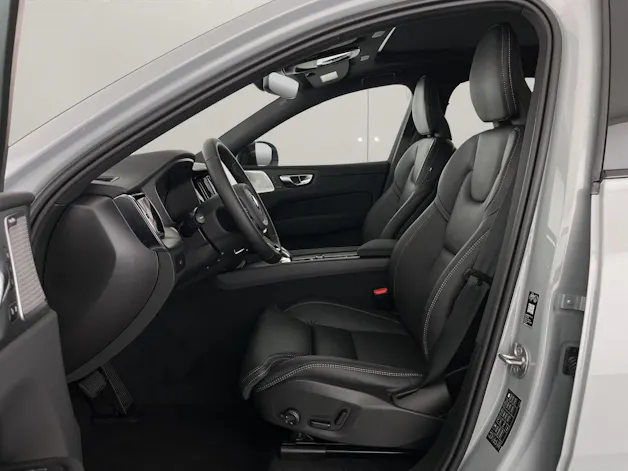 Volvo XC60 2.0 B5 MH Black Edition AWD