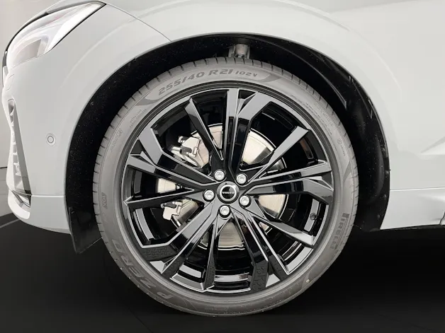 Volvo XC60 2.0 B5 MH Black Edition AWD