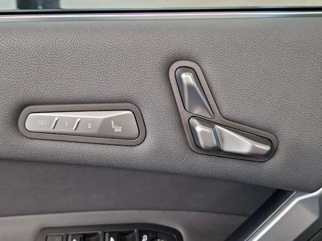BMW iX xDrive60