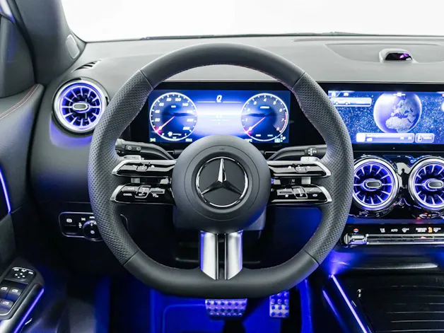 Mercedes-Benz GLA 200 Night Star