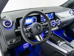 Mercedes-Benz GLA 200 Night Star