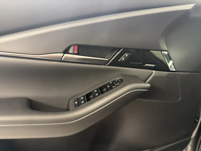 Fahrzeugbild MAZDA CX-30