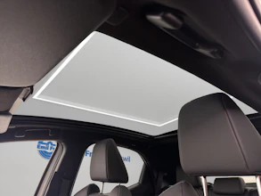 https://vehicle.imgix.net/4344425/bbd93b60-f3b1-4604-9d79-2e1e70ecbf1e.jpg