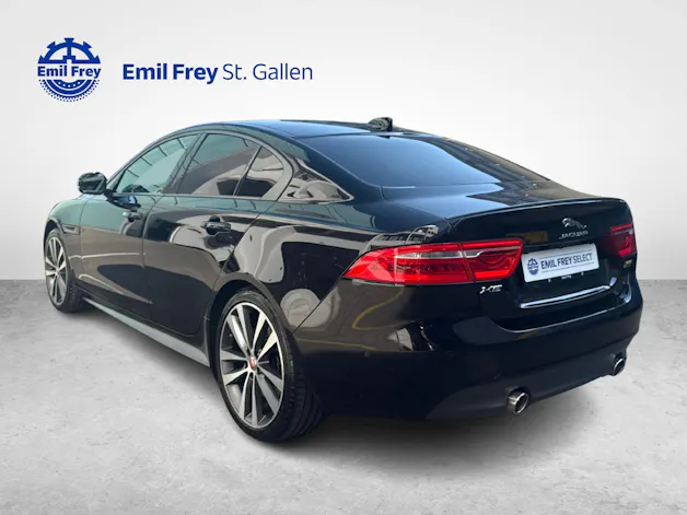 Jaguar XE 2.0 T 300 Sport AWD