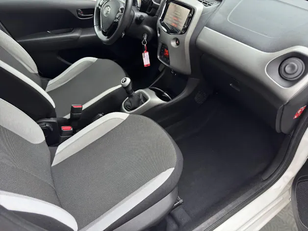 Toyota Aygo 1.0 VVT-i x