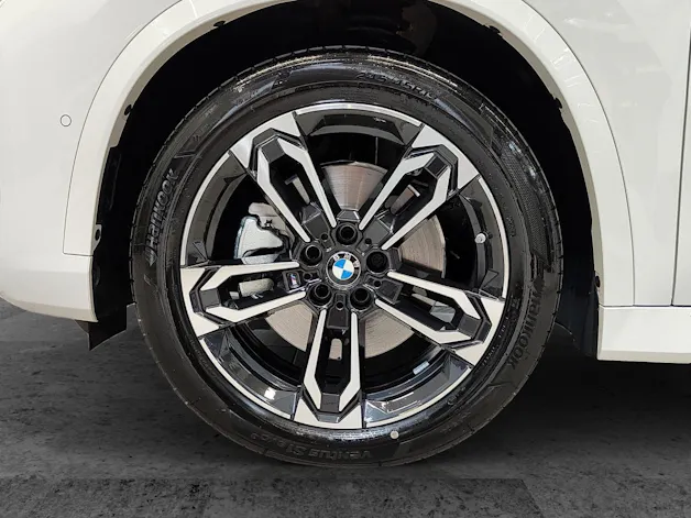 BMW X1 30e xDrive M Sport Parking Assistant Plus