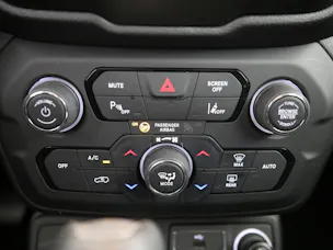Jeep Renegade 1.3 Night Eagle 4xe