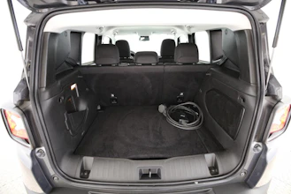 https://vehicle.imgix.net/4344511/63069cd5-925f-4a89-af9f-57640e733d33.jpg