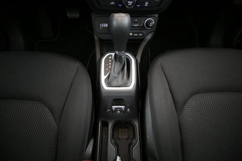 Fahrzeugbild JEEP RENEGADE