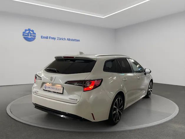 Suzuki Swace 1.8 Compact+ Hybrid