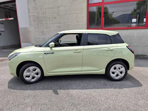 Suzuki Swift 1.2 Sakura Hybrid 4x4