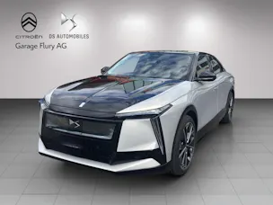 DS Automobiles No8 E-Tense Jules Verne