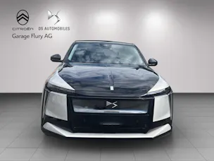 DS Automobiles No8 E-Tense Jules Verne
