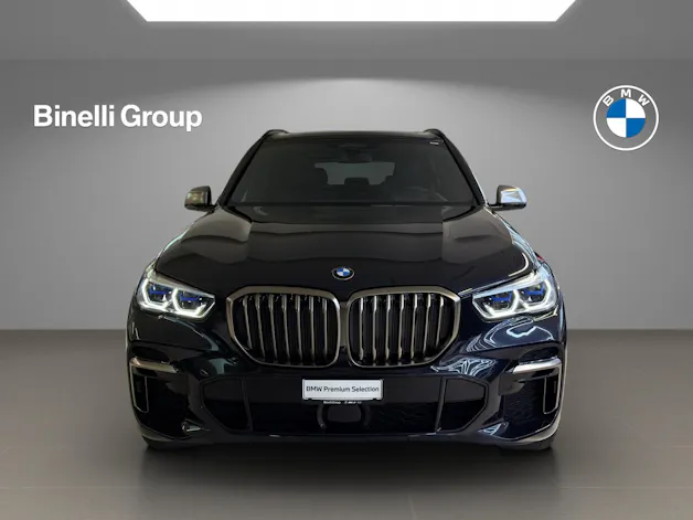 BMW X5 M50i