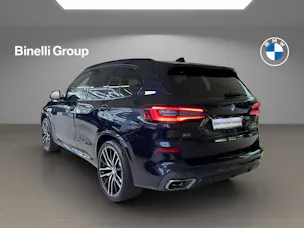 BMW X5 M50i
