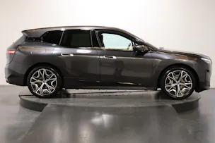 BMW iX xDrive40