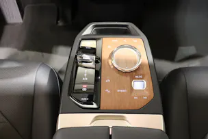 BMW iX xDrive40