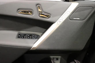 https://vehicle.imgix.net/4344598/c0cd1cf4-d629-4799-87fa-d689224b3f0b.JPG
