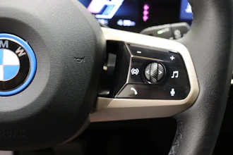 https://vehicle.imgix.net/4344598/e241646b-3699-4288-8eae-b4b73d7b212b.JPG