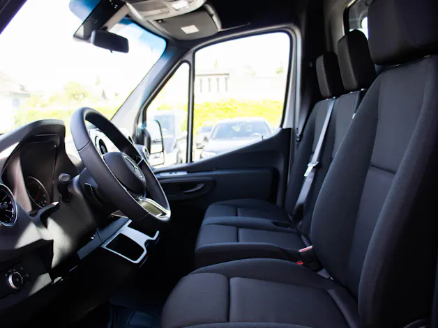 Mercedes-Benz Sprinter 317 CDI Kasten PRO Hochdach Standard
