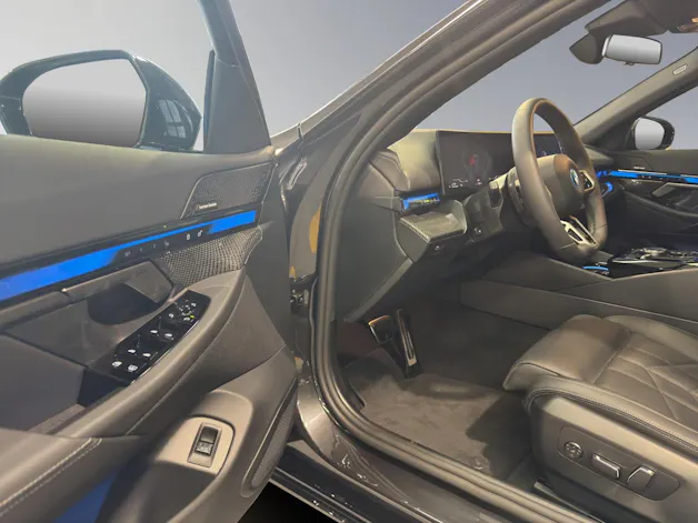BMW 550e xDrive