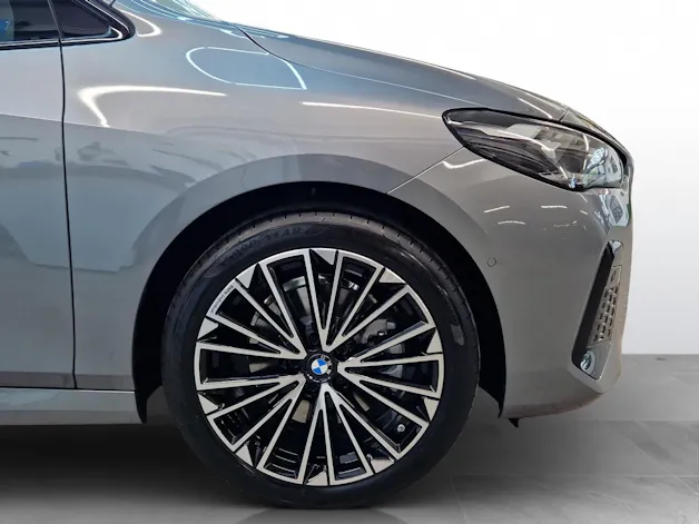 BMW 223i xDrive Active Tourer