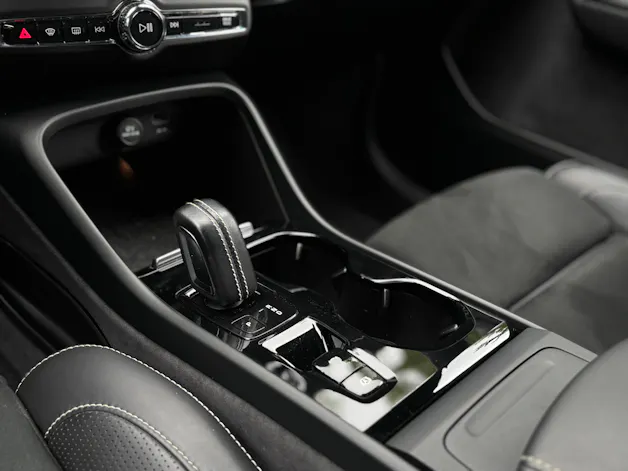 Volvo XC40 2.0 T5 R-Design AWD
