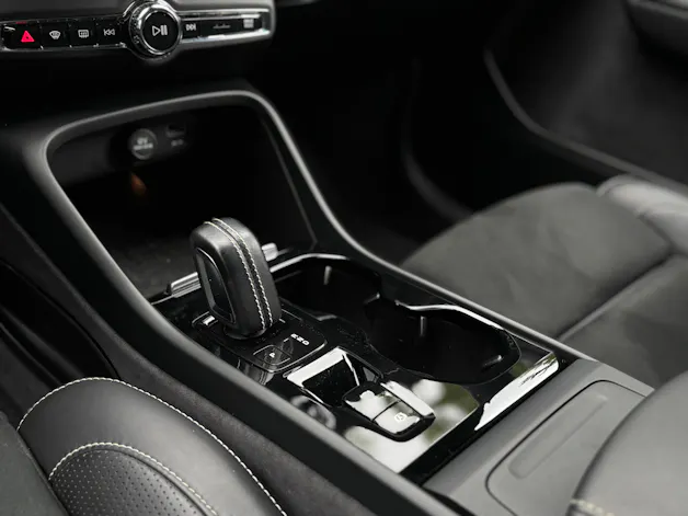 Volvo XC40 2.0 T5 R-Design AWD