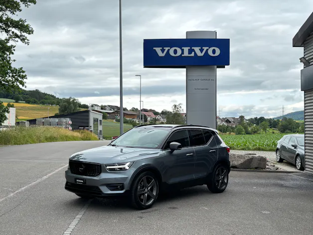 Volvo XC40 2.0 T5 R-Design AWD