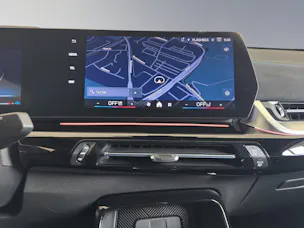 BMW X2 20d xDrive paddles