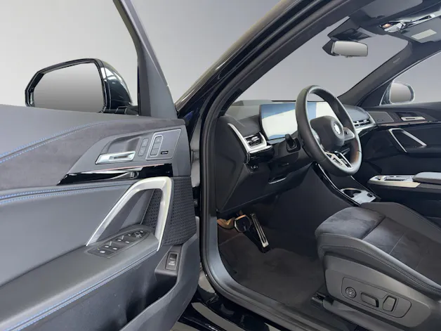 BMW X2 20d xDrive paddles
