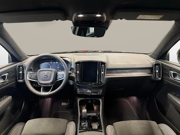 VOLVO XC40 1.5 T5 PiH Plus Dark