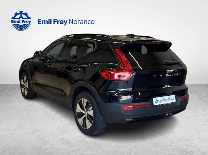 immagine del veicolo VOLVO XC40