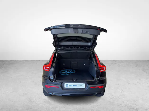 VOLVO XC40 1.5 T5 PiH Plus Dark