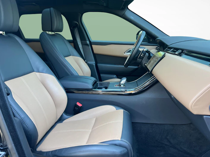 immagine del veicolo LAND ROVER RANGE ROVER VELAR