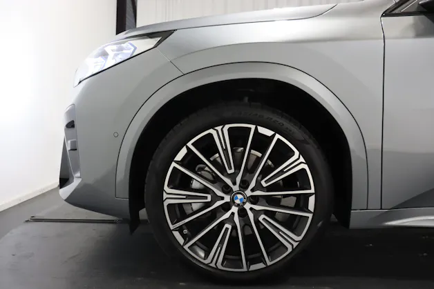BMW iX2 30 xDrive
