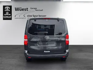 Toyota PROACE Verso L1 2.2 D Trend