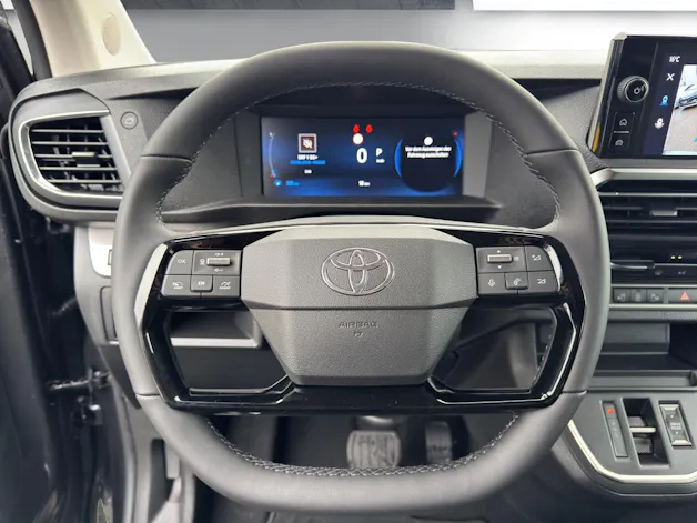 Toyota PROACE Verso L1 2.2 D Trend