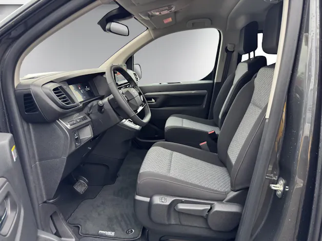Toyota PROACE Verso L1 2.2 D Trend